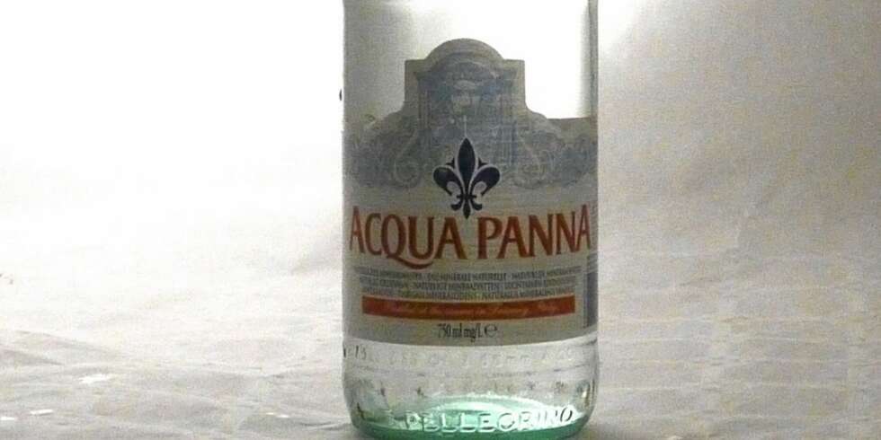 FLASKEVANN: Aqua Panna FLASKEVANN: Aqua Panna