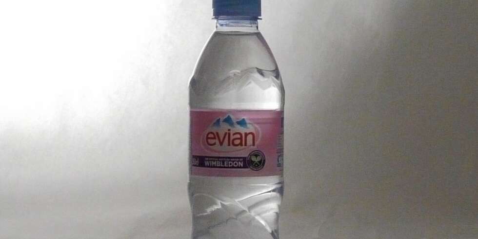 FLASKEVANN: Evian FLASKEVANN: Evian