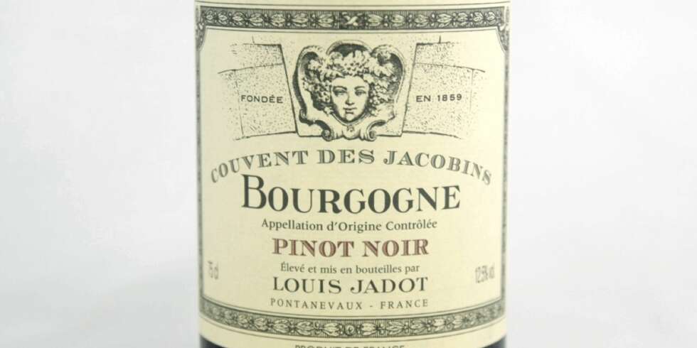VIN TIL SOPP: Louis Jadot Bourgogne Pinot Noir Couvent des Jacobins 2012. VIN TIL SOPP: Louis Jadot Bourgogne Pinot Noir Couvent des Jacobins 2012.