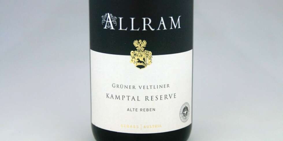 HVITVIN TIL PINNEKJØTT: Allram Grüner Veltliner Hasel Alte Reben 2013. HVITVIN TIL PINNEKJØTT: Allram Grüner Veltliner Hasel Alte Reben 2013.