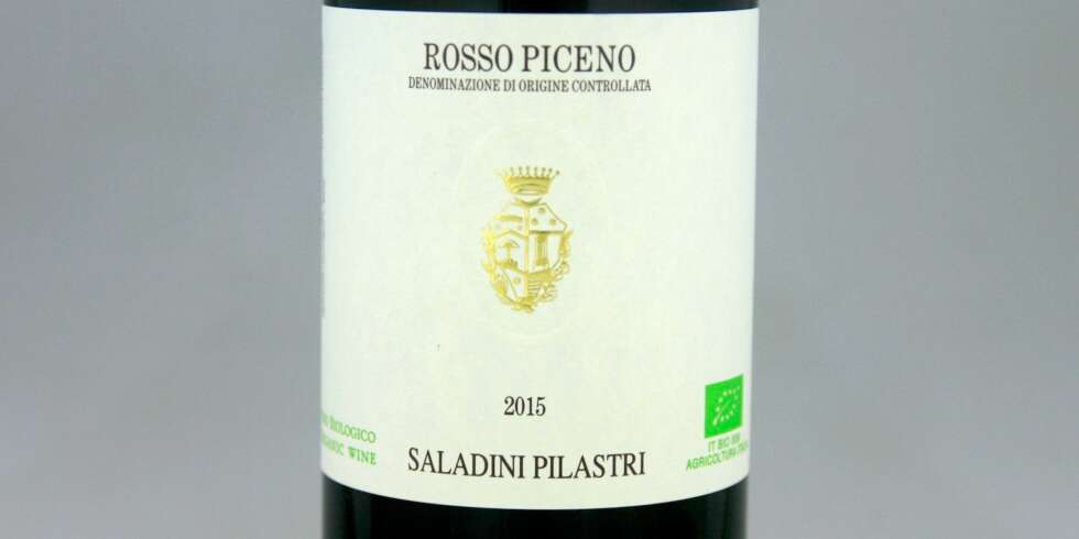 TIL PIZZA: Saladini Pilastri Rosso Piceno 2015. TIL PIZZA: Saladini Pilastri Rosso Piceno 2015.