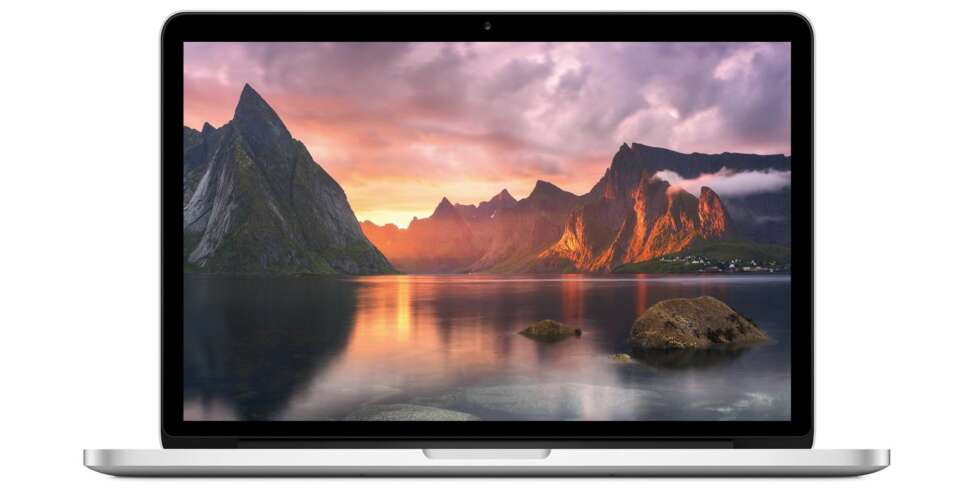 TOPPKARAKTER: God ytelse og en god skjerm bidrar til at vi vir Apple MacBook Pro med Retina 13-tommer vår toppkarakter. TOPPKARAKTER: God ytelse og en god skjerm bidrar til at vi vir Apple MacBook Pro med Retina 13-tommer vår toppkarakter.