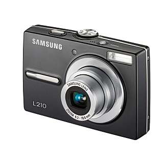 BILLIG: For å være et billigkamera skårer Samsung L210 svært bra. I vår test får den en god 5-er. BILLIG: For å være et billigkamera skårer Samsung L210 svært bra. I vår test får den en god 5-er.