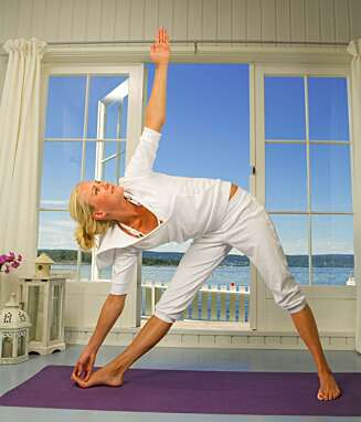 TRI KONASANA TRI KONASANA