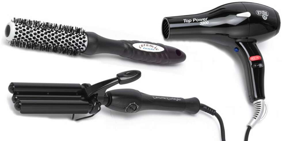 VERKTØYET ER VIKTIG: Fra venstre: Ceramic Curlstyler trippeltang (kr 1285), Eti Top Power hårføner (kr 1118), Bravehead Ceramic Ionic hot curl børste (kr 153). VERKTØYET ER VIKTIG: Fra venstre: Ceramic Curlstyler trippeltang (kr 1285), Eti Top Power hårføner (kr 1118), Bravehead Ceramic Ionic hot curl børste (kr 153).