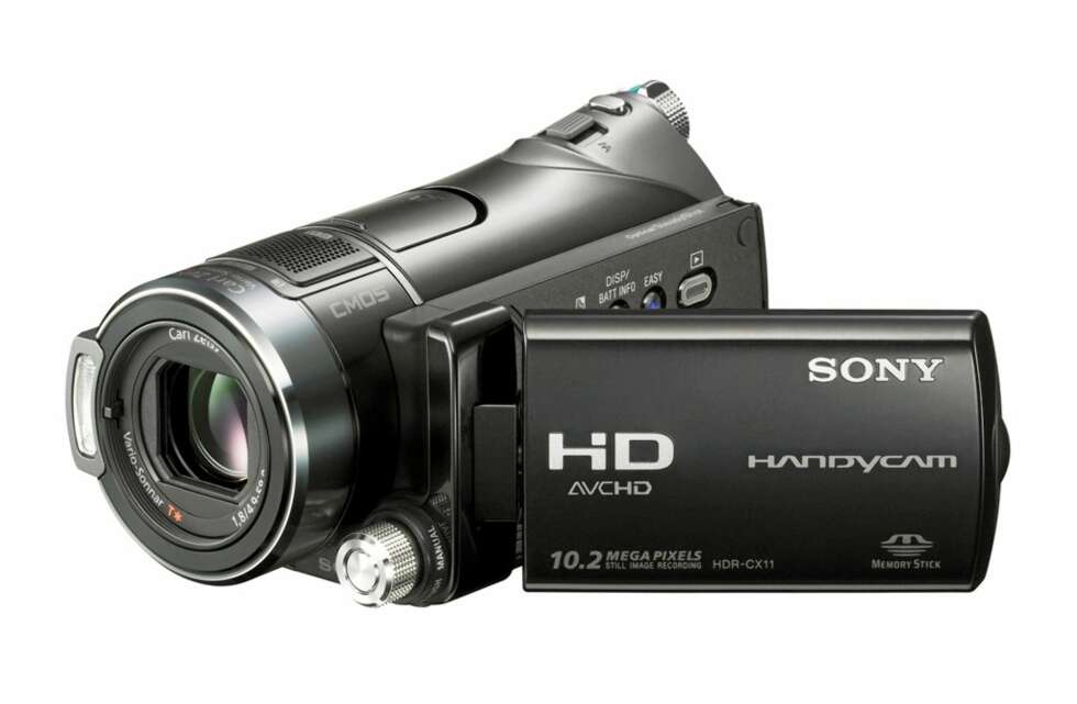 MINNEKORT: Sony CX11E tar opp kun på minnekort. MINNEKORT: Sony CX11E tar opp kun på minnekort.