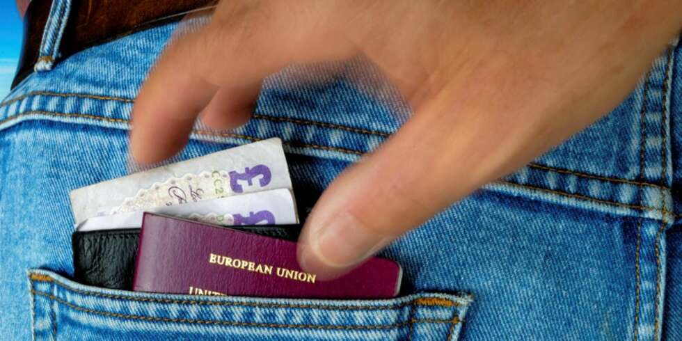 PASS PÅ: Ikke bli lommetyvenes neste offer - finn ut hvordan du unngår tyver på ferie. PASS PÅ: Ikke bli lommetyvenes neste offer - finn ut hvordan du unngår tyver på ferie.