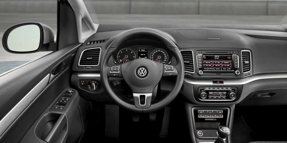 VW Sharan 2010 VW Sharan 2010