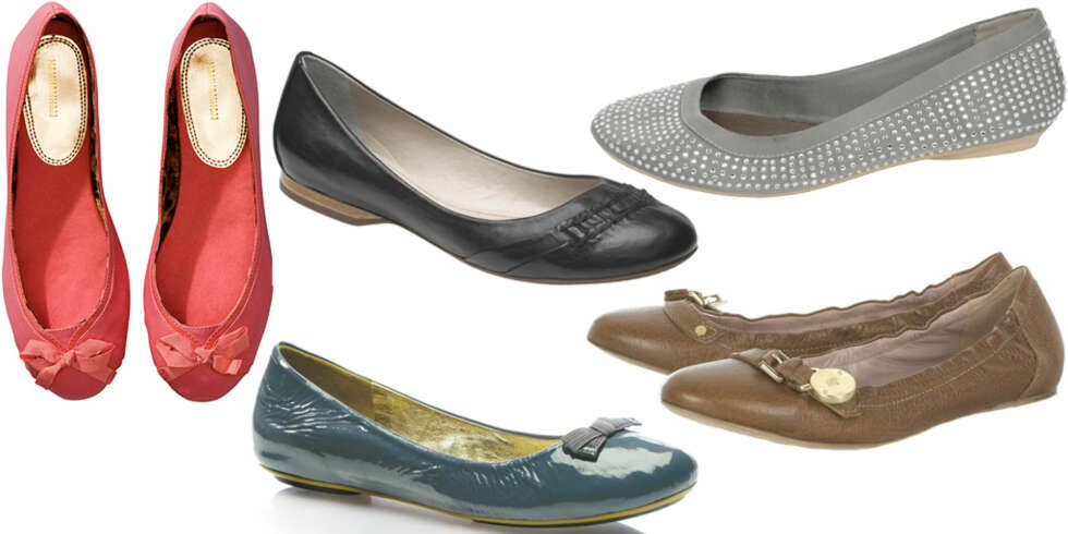 FRA VENSTRE: Korallfarget fra H&M (kr 149), sjøgrønne fra Clarks (kr 749), svarte fra Clarks (kr 749), brune fra Mulberry (kr 2369), grå fra Bianco (kr 550). FRA VENSTRE: Korallfarget fra H&M (kr 149), sjøgrønne fra Clarks (kr 749), svarte fra Clarks (kr 749), brune fra Mulberry (kr 2369), grå fra Bianco (kr 550).