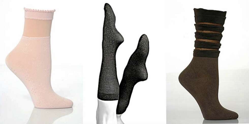 FRA VENSTRE: Rosa sokker fra Sockshop (ca. kr 50), svarte sokker fra Stockingirl (ca. kr 60), svarte sokker fra Sockshop (ca. kr 45). FRA VENSTRE: Rosa sokker fra Sockshop (ca. kr 50), svarte sokker fra Stockingirl (ca. kr 60), svarte sokker fra Sockshop (ca. kr 45).