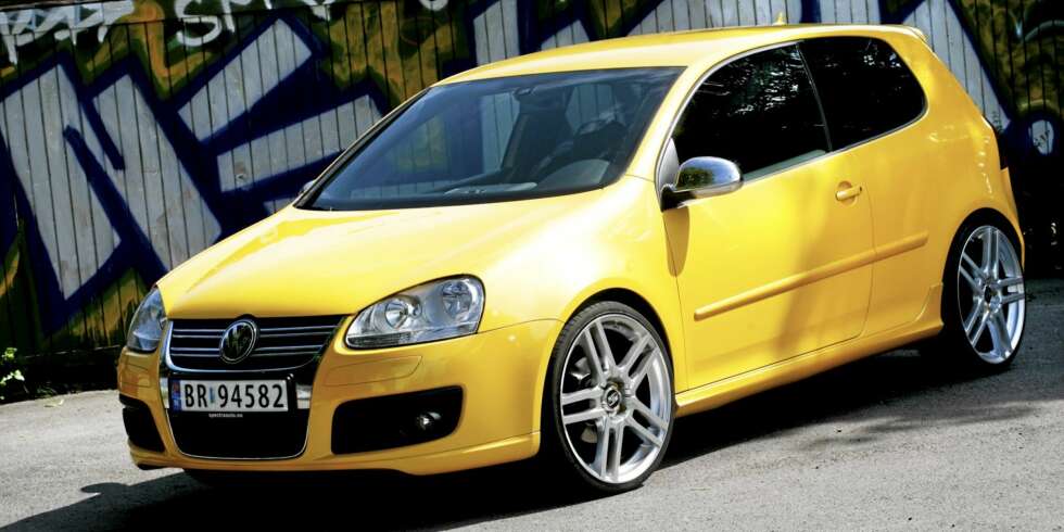 KOMPAKTKLASSEN: Det er jevnt blant kompaktbilene, men VW Golf stikker av med seieren. KOMPAKTKLASSEN: Det er jevnt blant kompaktbilene, men VW Golf stikker av med seieren.