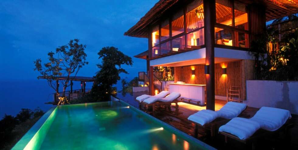 VERDENS BESTE: I en kåring i reisemagasinet Condé Nast Traveller ble dette hotellet, Six Senses Hideaway Samui, kåret til verdens beste hotell og feriested. VERDENS BESTE: I en kåring i reisemagasinet Condé Nast Traveller ble dette hotellet, Six Senses Hideaway Samui, kåret til verdens beste hotell og feriested.