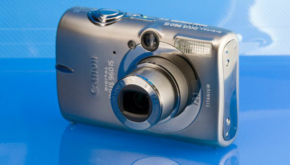 Canon Ixus 960 IS Canon Ixus 960 IS