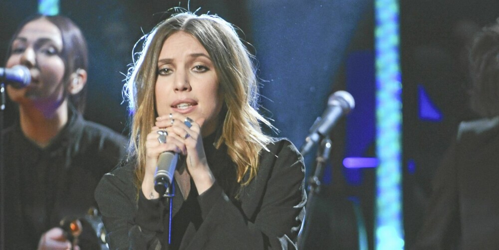 LYKKE LI: Den svenske artisten med trendnavnet under en opptreden på Skavlan. Hennes fulle navn: Li Lykke Timotej Zachrisson. LYKKE LI: Den svenske artisten med trendnavnet under en opptreden på Skavlan. Hennes fulle navn: Li Lykke Timotej Zachrisson.