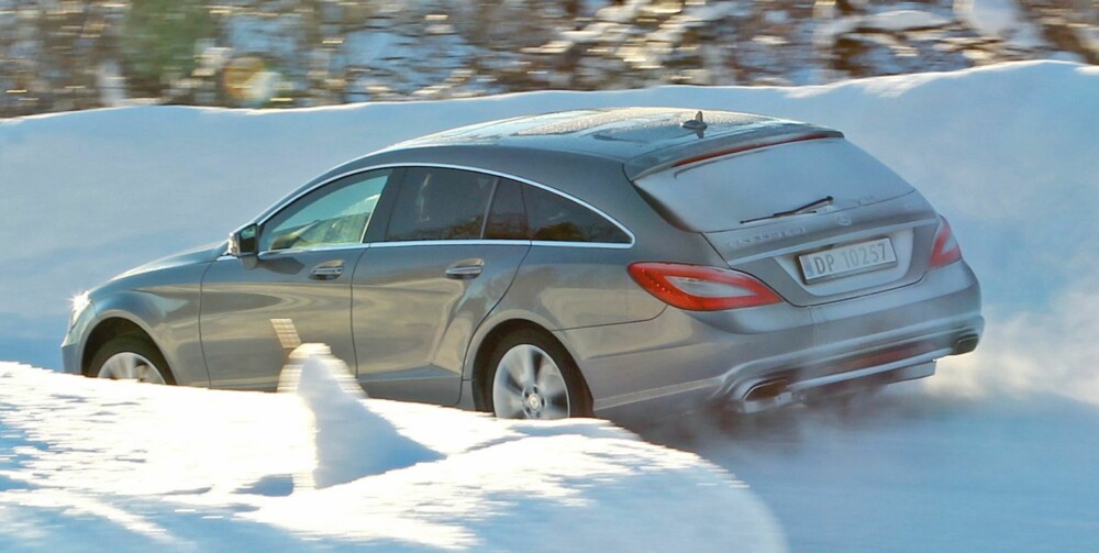 GODSTOG: Dieselsekseren er råsterk og gir CLS SHooting Brake meget gode ytelser. Sjansen er derfor stor for at det er hekken du vil se oftest. GODSTOG: Dieselsekseren er råsterk og gir CLS SHooting Brake meget gode ytelser. Sjansen er derfor stor for at det er hekken du vil se oftest.