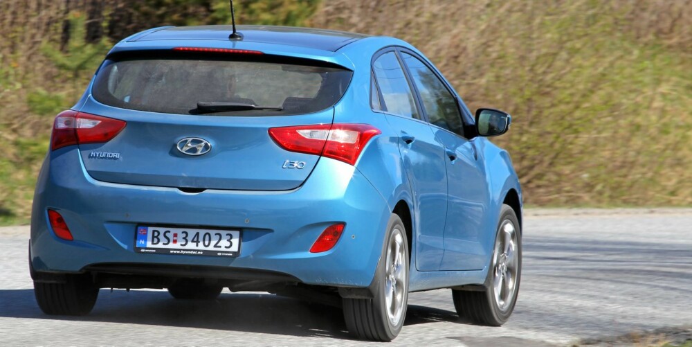 LETTKJØRT: Hyundai i30 er mer lettkjørt enn leken. Kjøremesteren Ford Focus byr på langt mer underholdning bak rattet. LETTKJØRT: Hyundai i30 er mer lettkjørt enn leken. Kjøremesteren Ford Focus byr på langt mer underholdning bak rattet.
