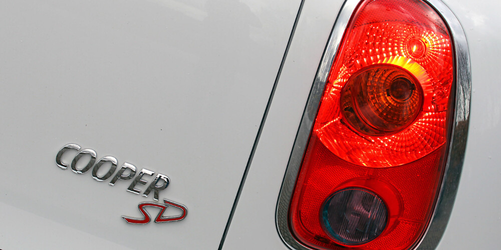 SPARSOM: Selv i den kraftige SD-versjonen klarer Mini Countryman seg med moderate mengder diesel. SPARSOM: Selv i den kraftige SD-versjonen klarer Mini Countryman seg med moderate mengder diesel.