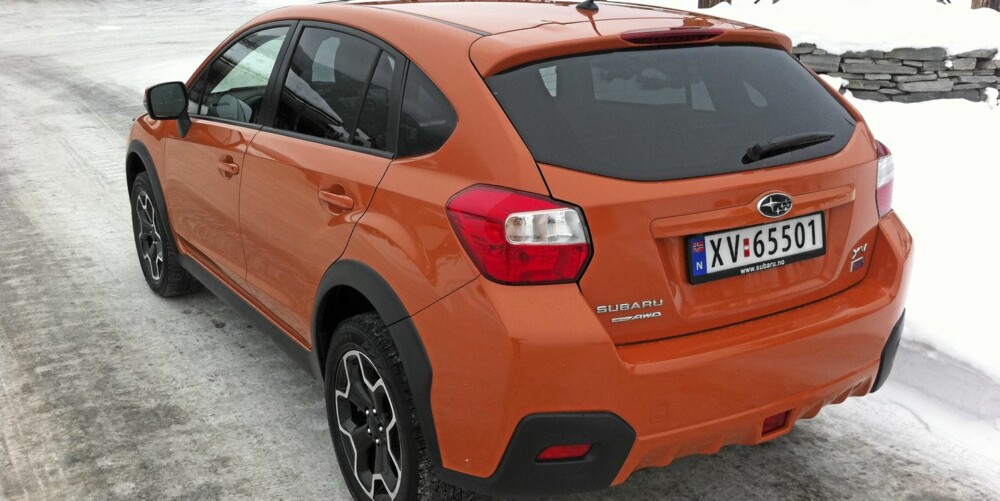 BARSKING: Subaru XV ser tøff ut, men det spørs om nordmenn flest vil velge den oransje fargen. Foto: Martin Jansen BARSKING: Subaru XV ser tøff ut, men det spørs om nordmenn flest vil velge den oransje fargen. Foto: Martin Jansen