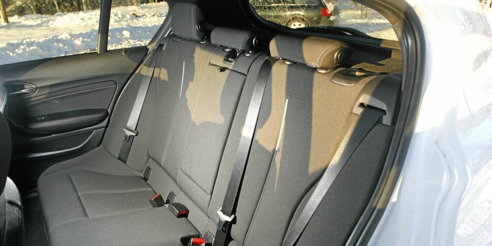 BMW 116i 2011 BMW 116i 2011