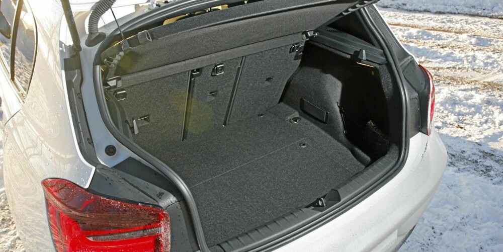 BMW 116i 2011 BMW 116i 2011
