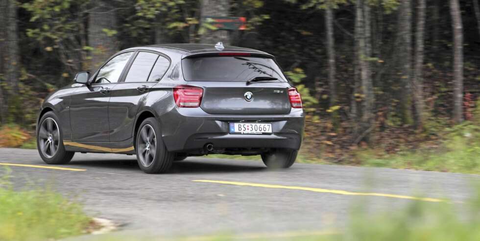 MESTER: Antallet direkte konkurrenter er lite for BMW 1-serie. Men de som finnes, er tøffe nok å hamle opp med. MESTER: Antallet direkte konkurrenter er lite for BMW 1-serie. Men de som finnes, er tøffe nok å hamle opp med.