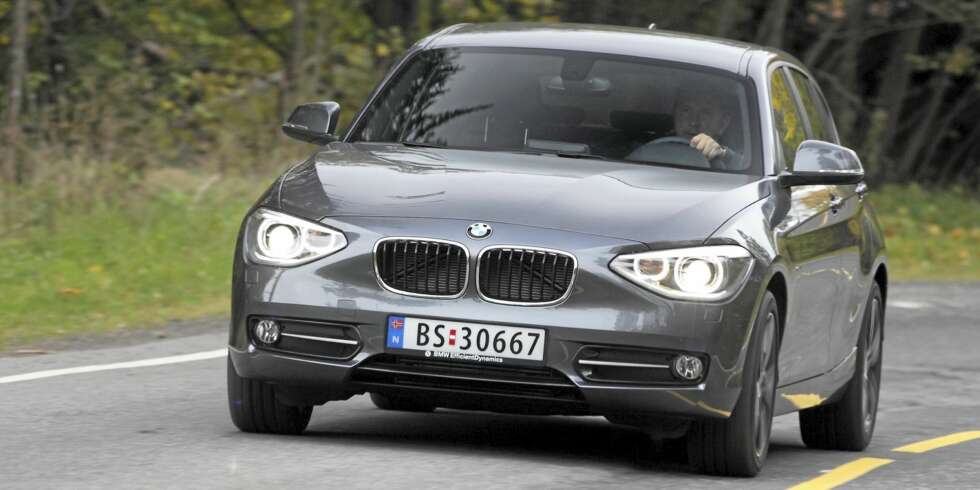LEI SEG: Designmessig gir BMW 1-serie oss et blandet inntrykk. Særlig fronten henger litt med leppa. LEI SEG: Designmessig gir BMW 1-serie oss et blandet inntrykk. Særlig fronten henger litt med leppa.