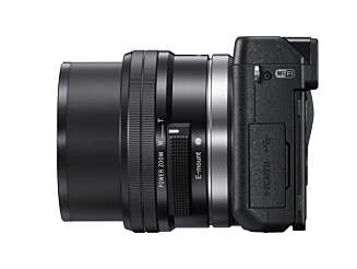 POWERZOOM: På siden av 16-50 mm objektivet finner du Power Zoom-bryteren. POWERZOOM: På siden av 16-50 mm objektivet finner du Power Zoom-bryteren.