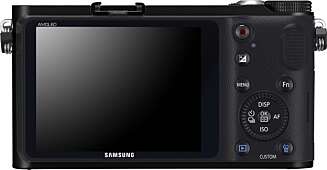 PRAKTISK: Plassering av knapper og hjul på Samsung NX210 er praktisk utført, og det er både enkelt å raskt å få endret innstillinger på kameraet. PRAKTISK: Plassering av knapper og hjul på Samsung NX210 er praktisk utført, og det er både enkelt å raskt å få endret innstillinger på kameraet.
