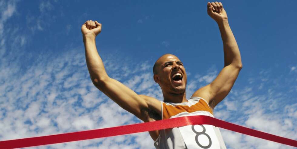 HALVMARATON: Løp 2,1 mil som en gjennomkjøring (ca 120 min), gjerne løypa du skal konkurrere i, så du er mentalt forberedt. HALVMARATON: Løp 2,1 mil som en gjennomkjøring (ca 120 min), gjerne løypa du skal konkurrere i, så du er mentalt forberedt.