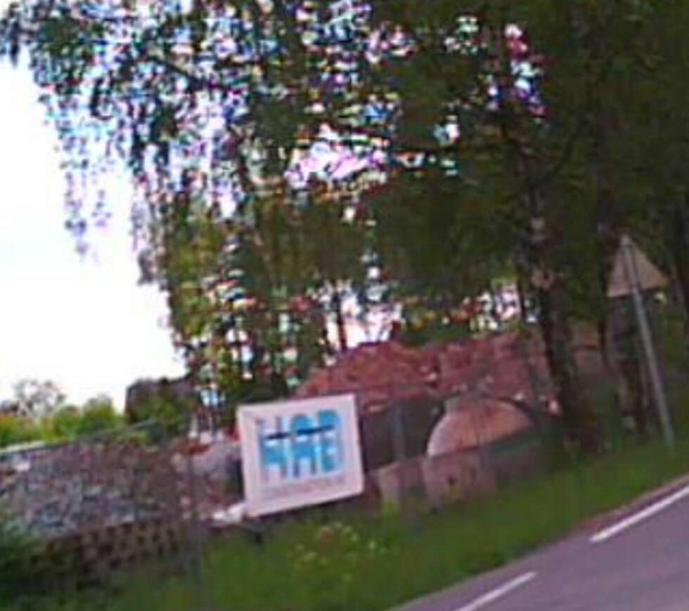 ELENDIG KVALITET: Kvaliteten på video fra Sniper er helt elendig. Farger og kontraster blir til gjørme og vidvinkel er ikke til stede. ELENDIG KVALITET: Kvaliteten på video fra Sniper er helt elendig. Farger og kontraster blir til gjørme og vidvinkel er ikke til stede.