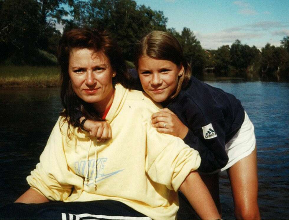 SOMMER: Cecilie og moren på den siste ferieturen før hun ble syk. SOMMER: Cecilie og moren på den siste ferieturen før hun ble syk.