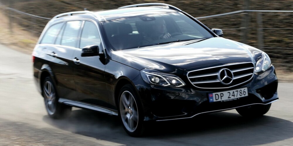 NYTT FJES: Mercedes E-klasse har fått helt ny front, og også hekken er endret. FOTO: Terje Bjørnsen NYTT FJES: Mercedes E-klasse har fått helt ny front, og også hekken er endret. FOTO: Terje Bjørnsen