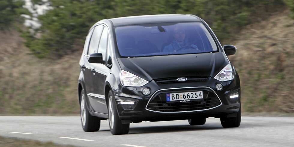 VELKJØRENDE: S-Max er bygd på Mondeo-basis, og det gir flotte veiegenskaper. VELKJØRENDE: S-Max er bygd på Mondeo-basis, og det gir flotte veiegenskaper.