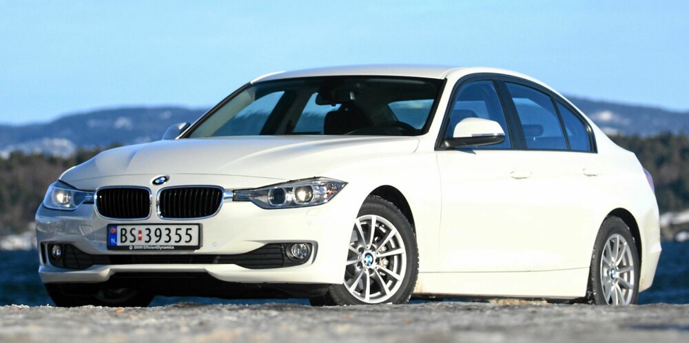 STØY: Det er ganske markert veistøy i nye BMW 3-serie, selv med piggfri vinterdekk. Snaut 68 dBA i 100 km/t er ikke imponerende for en bil i denne klassen. STØY: Det er ganske markert veistøy i nye BMW 3-serie, selv med piggfri vinterdekk. Snaut 68 dBA i 100 km/t er ikke imponerende for en bil i denne klassen.