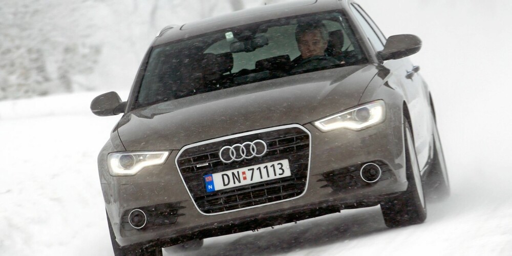 GODT SKJULT: Audien er faktisk bitte litt bredere enn Mercedesen, men det har designerne skjult godt. GODT SKJULT: Audien er faktisk bitte litt bredere enn Mercedesen, men det har designerne skjult godt.