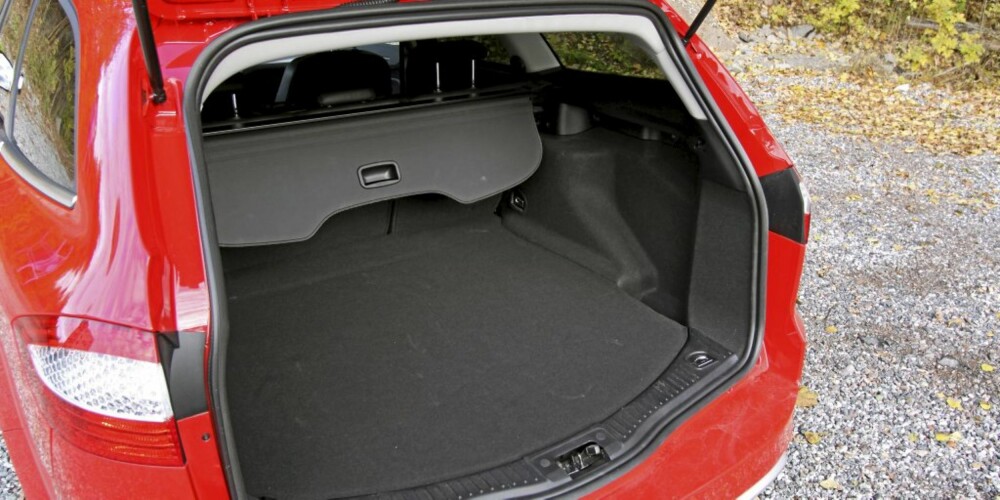 Ford Mondeo 2,0 TDCi aut. Ford Mondeo 2,0 TDCi aut.