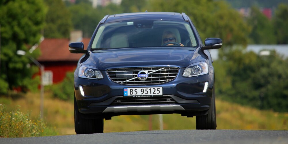 SLUKER MIL: Volvo XC60 T6 AWD er en av de beste langtursbilene vi har testet. SLUKER MIL: Volvo XC60 T6 AWD er en av de beste langtursbilene vi har testet.