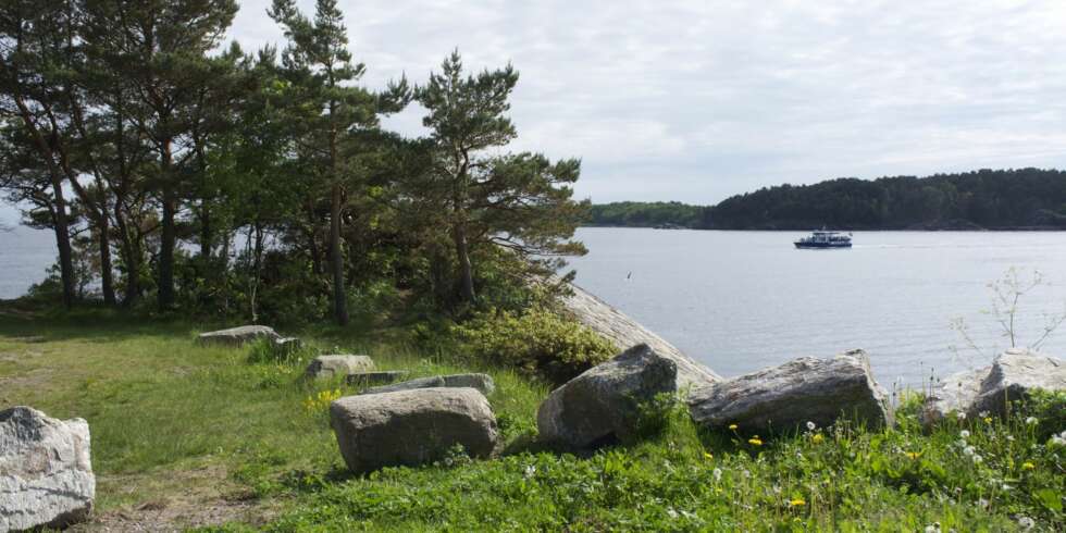 Trivelig møte mellom sjø og land. Trivelig møte mellom sjø og land.
