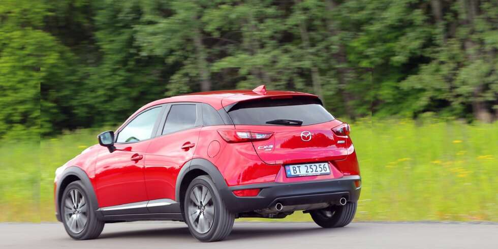 SMEKKER: Fine linjer gjør Mazda CX-3 til en bil mange snur seg etter. SMEKKER: Fine linjer gjør Mazda CX-3 til en bil mange snur seg etter.