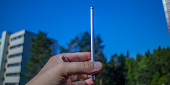 TYNN: Huawei Ascend P8 er bare 6,4 mm tykk. Det gjør den til den tynneste modellen blant årets toppmobiler. TYNN: Huawei Ascend P8 er bare 6,4 mm tykk. Det gjør den til den tynneste modellen blant årets toppmobiler.