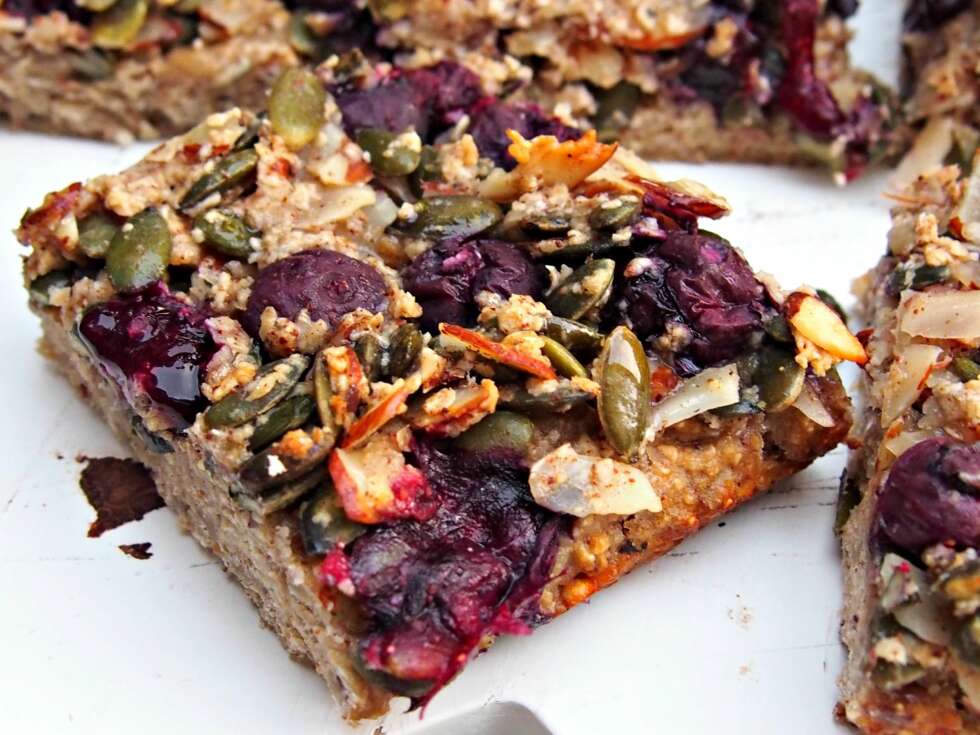 SAFTIG: Disse deilige frokostbarene er et smakfullt alternativ til brødskiva og perfekt for deg som har dårlig tid! SAFTIG: Disse deilige frokostbarene er et smakfullt alternativ til brødskiva og perfekt for deg som har dårlig tid!