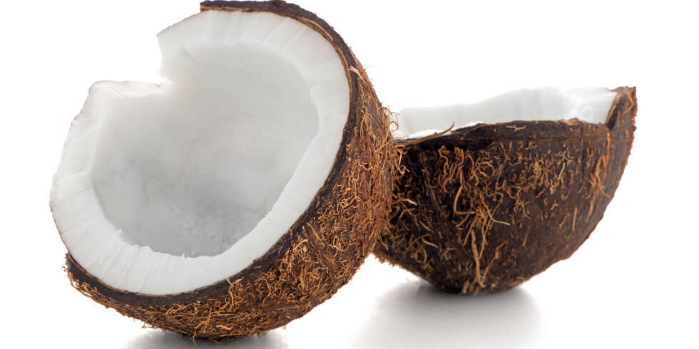 KOKOSNØTTOLJE: Visste du at du kan bruke kokosnøttolje til alt fra hudpleie og sexlivet, til matlaging? KOKOSNØTTOLJE: Visste du at du kan bruke kokosnøttolje til alt fra hudpleie og sexlivet, til matlaging?