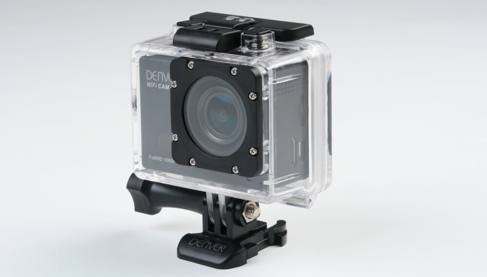 GOPRO-FESTE: Denver ACT-8030Wblir levert med et undervannshus med klassisk GoPro-feste. Det betyr at du kan bruke kameraet sammen med mye av tilleggsutstyret til GoPro. GOPRO-FESTE: Denver ACT-8030Wblir levert med et undervannshus med klassisk GoPro-feste. Det betyr at du kan bruke kameraet sammen med mye av tilleggsutstyret til GoPro.