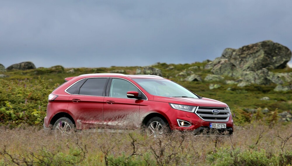 KJØRER FINT: Samspillet er mellom motoren og sekstrinnsautomaten er imponerende. Ford-automaten er dyktig til å bruke dreiemomentet på 450 Nm ved vanlig kjøring, og den girer kjapt ned om du ønsker noe mer. KJØRER FINT: Samspillet er mellom motoren og sekstrinnsautomaten er imponerende. Ford-automaten er dyktig til å bruke dreiemomentet på 450 Nm ved vanlig kjøring, og den girer kjapt ned om du ønsker noe mer.