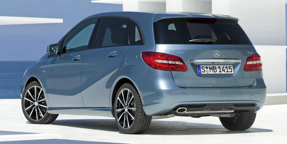 Kjøreegenskapene skal ha blitt bedre. FOTO: Mercedes-Benz Kjøreegenskapene skal ha blitt bedre. FOTO: Mercedes-Benz
