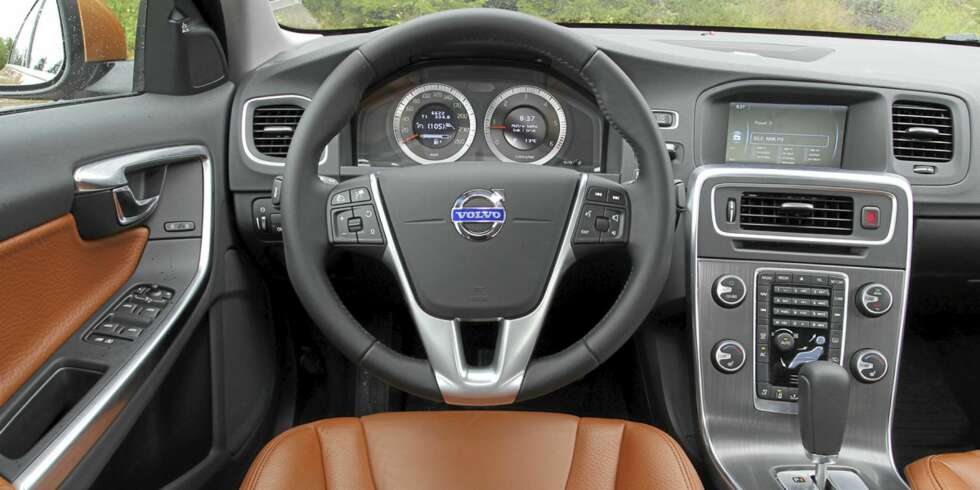 Førermiljøet i Volvo S60 gir en god kvalitetsfølelse. Førermiljøet i Volvo S60 gir en god kvalitetsfølelse.