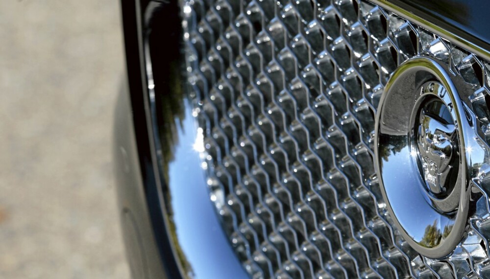 KLASSISK LUKSUSBIL: Jaguar er et merke med stolte tradisjoner når det kommer til luksusbiler. KLASSISK LUKSUSBIL: Jaguar er et merke med stolte tradisjoner når det kommer til luksusbiler.