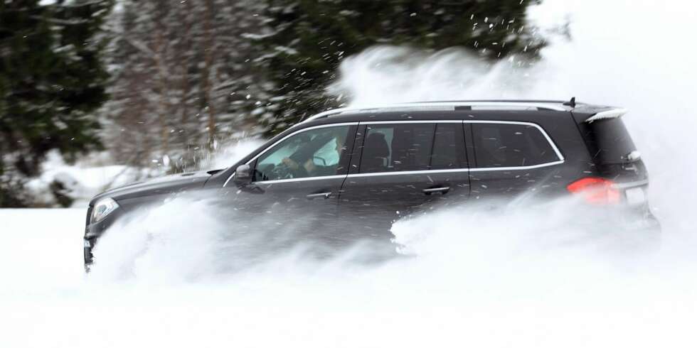 SEIERHERRENE: Mercedes er best på akselerasjon i løs snø. FOTO: Egil Nordlien, HM Foto SEIERHERRENE: Mercedes er best på akselerasjon i løs snø. FOTO: Egil Nordlien, HM Foto