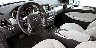 LUKSUS: Førermiljøet i Mercedes GL. FOTO: Egil Nordlien, HM Foto LUKSUS: Førermiljøet i Mercedes GL. FOTO: Egil Nordlien, HM Foto