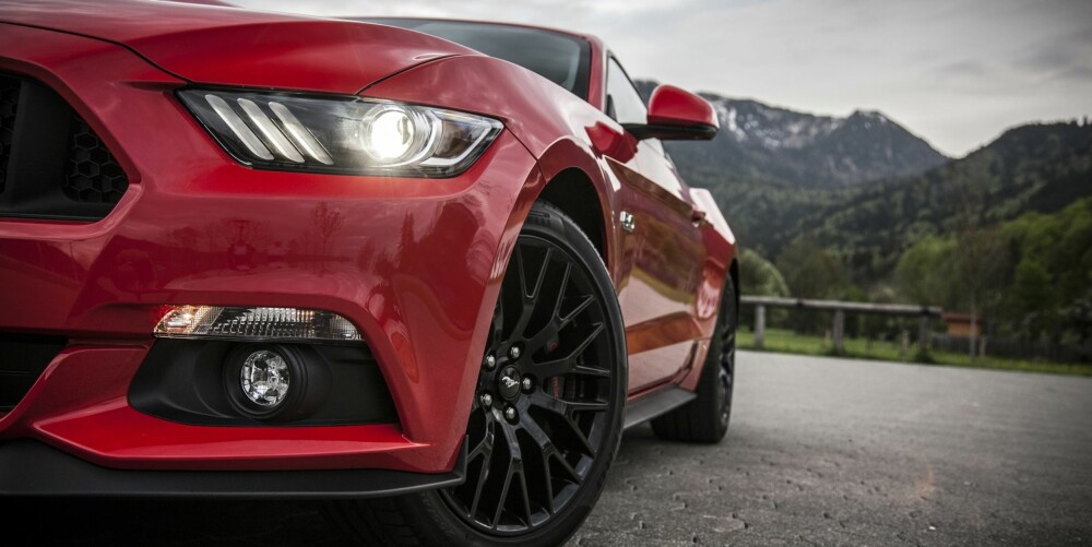 MUSTANG: Ser du tri-bar-elementet i frontlykten? FOTO: Ford MUSTANG: Ser du tri-bar-elementet i frontlykten? FOTO: Ford